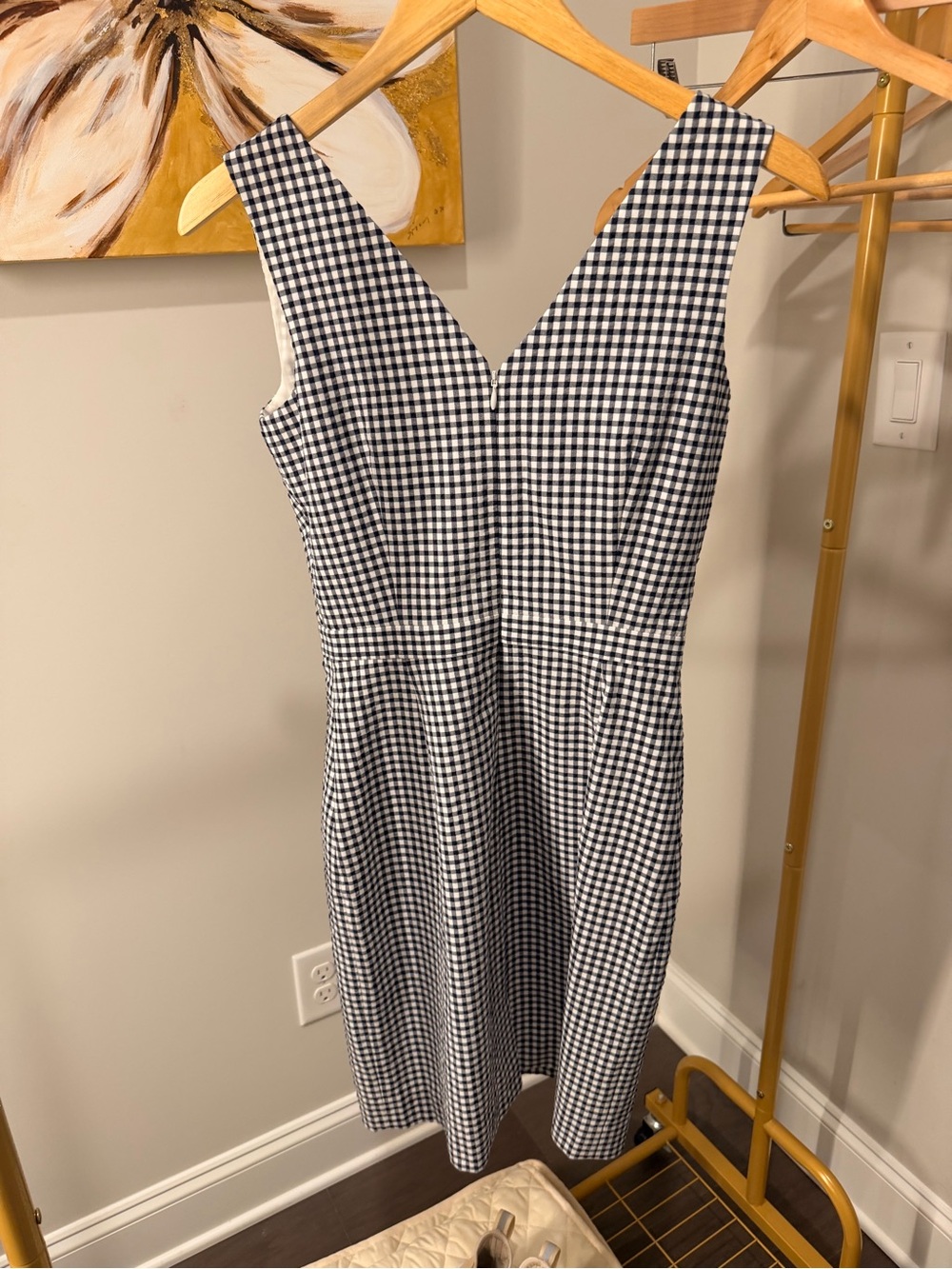 Shirt Subcategory Identification - Picture 2 of 5